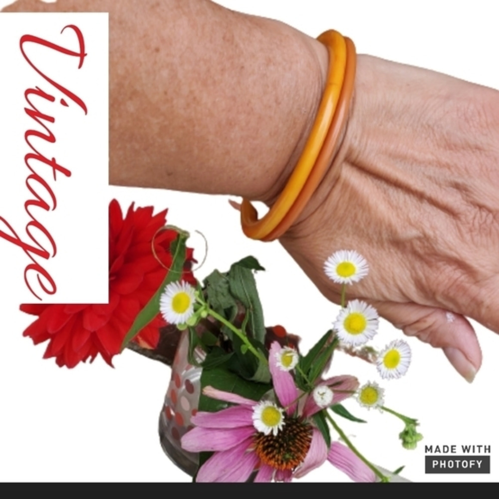 Vintage Bakelite spacer‎ bracelets